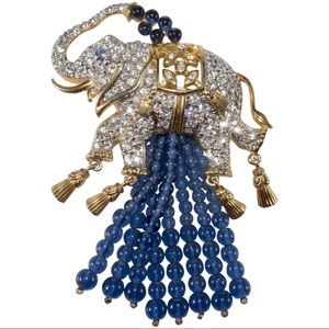 Elizabeth Taylor elephant pin